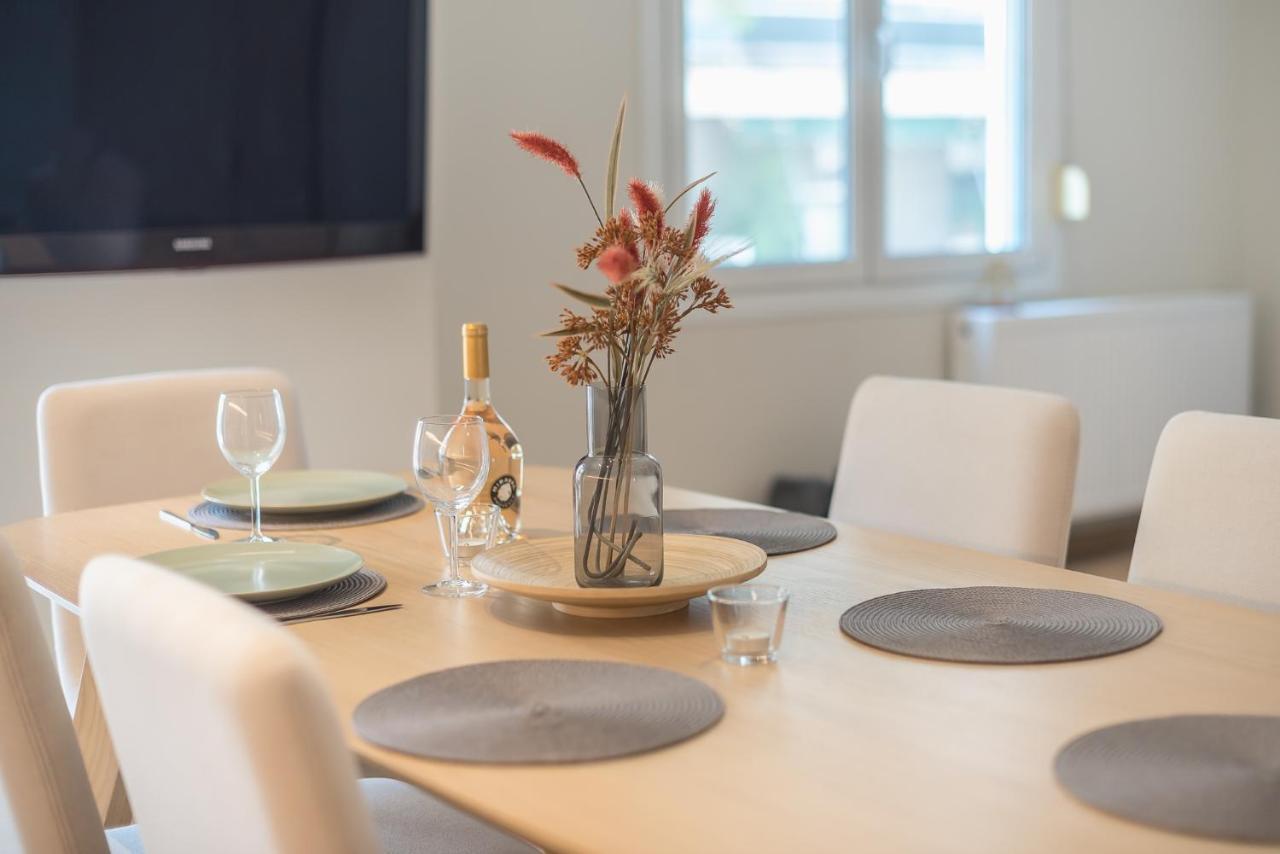 Stylish 2Bdr Apt By Acropolis Atenas Exterior foto