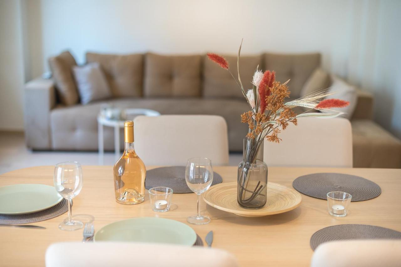 Stylish 2Bdr Apt By Acropolis Atenas Exterior foto